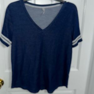 Tresics blue top shirt with white stripes on sleeve Sz large